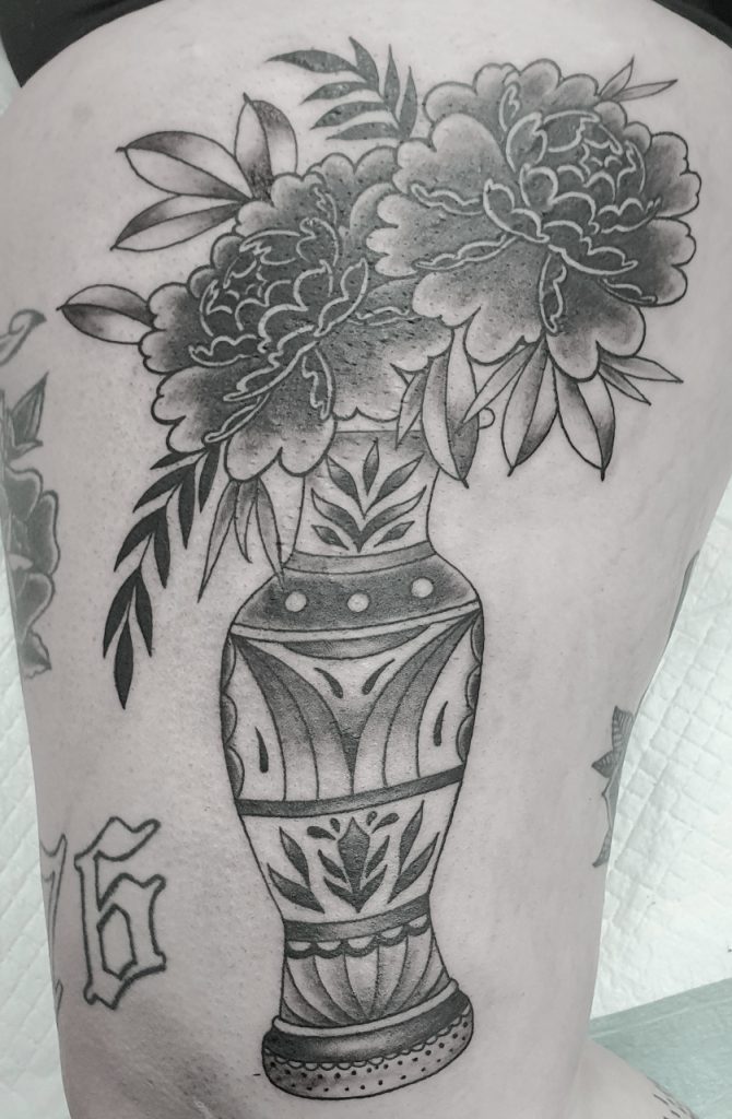 Tattoo – Flower Vase – Dan – Kingaroy